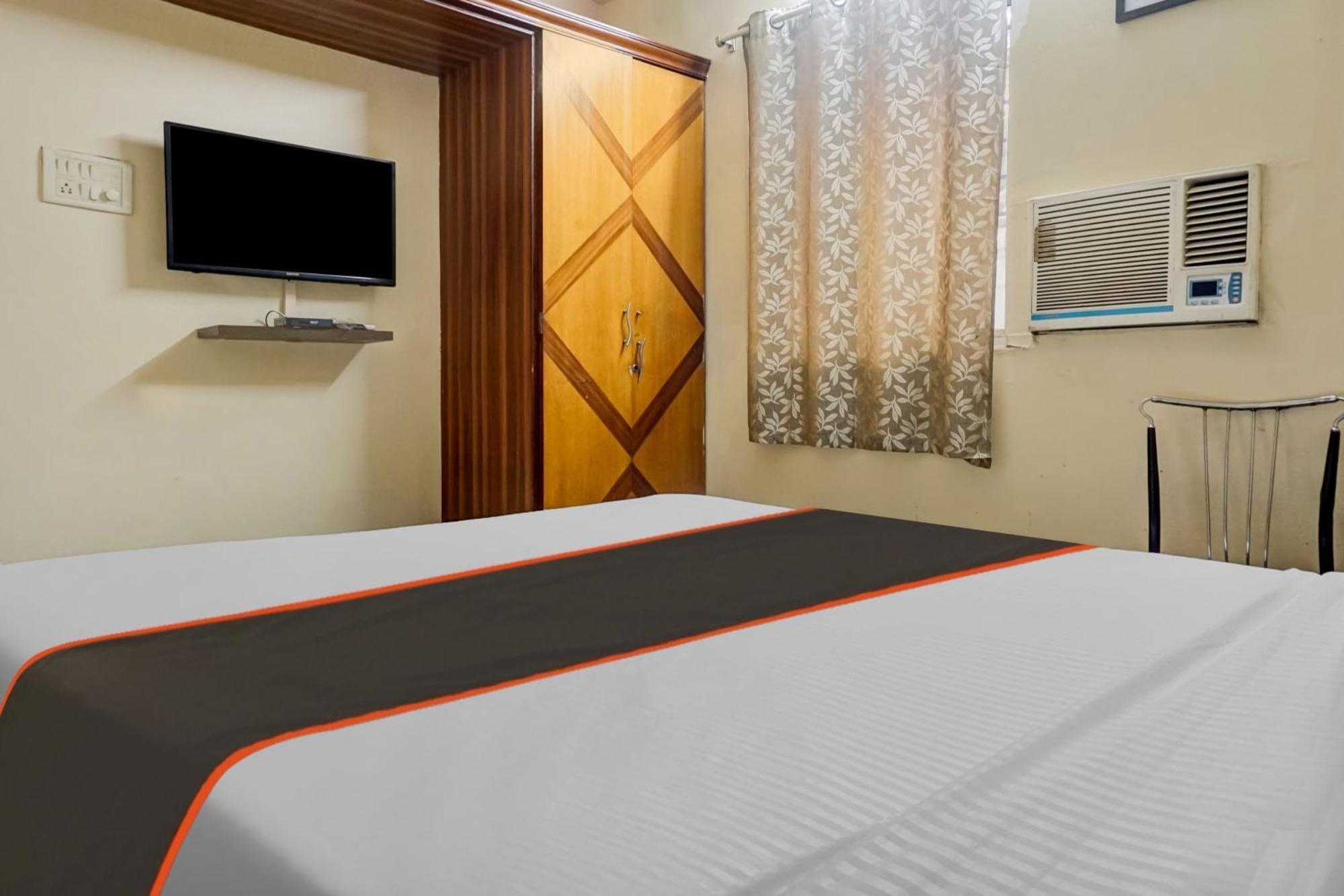 פונה Hotel Galaxy Residency Kalyani Nagar מראה חיצוני תמונה