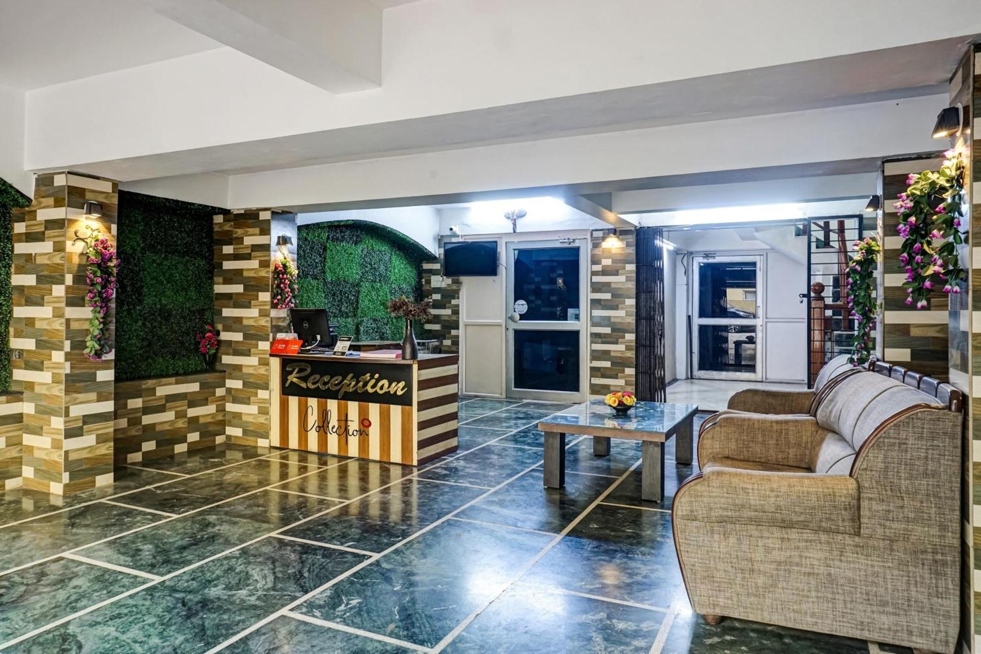פונה Hotel Galaxy Residency Kalyani Nagar מראה חיצוני תמונה