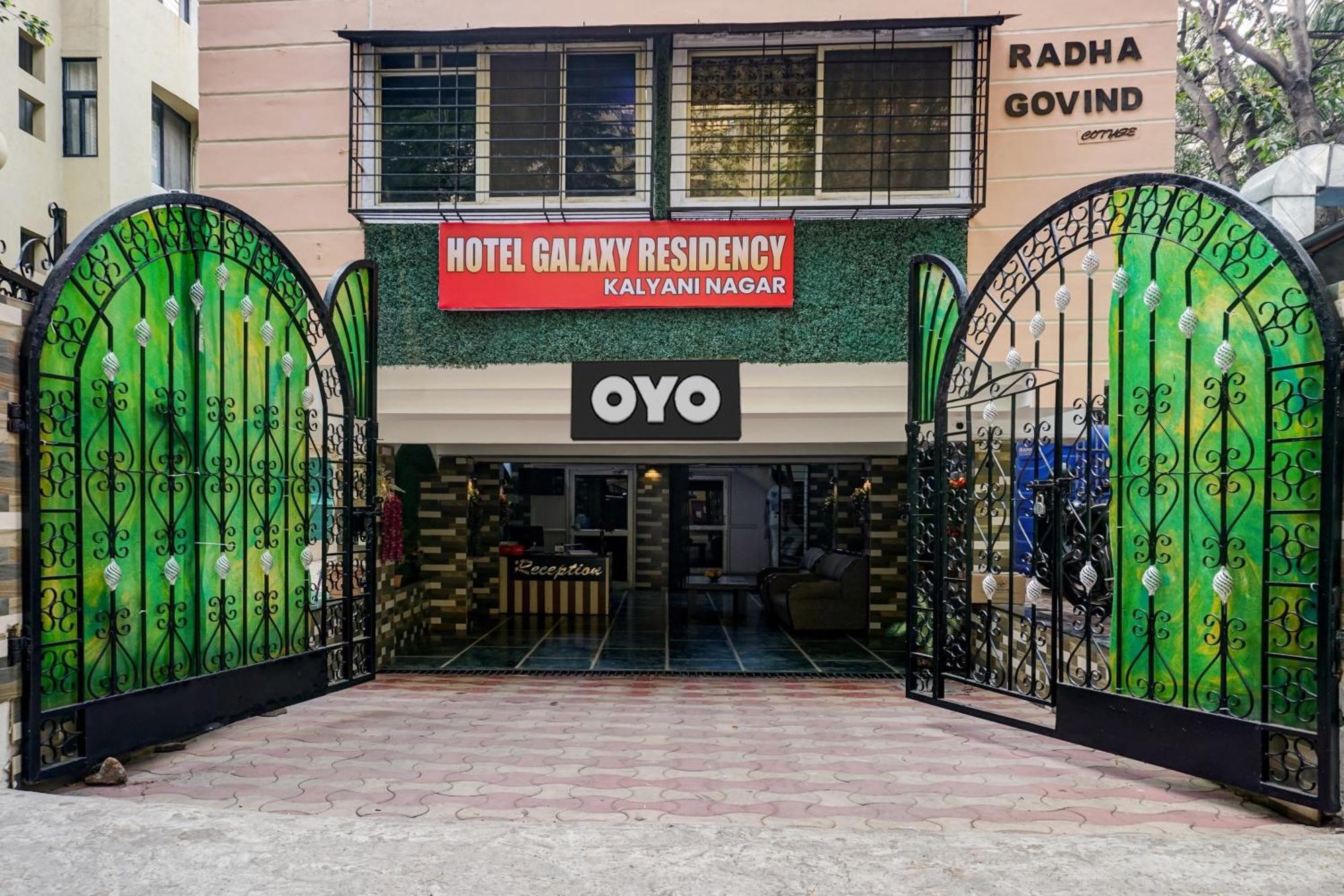 פונה Hotel Galaxy Residency Kalyani Nagar מראה חיצוני תמונה